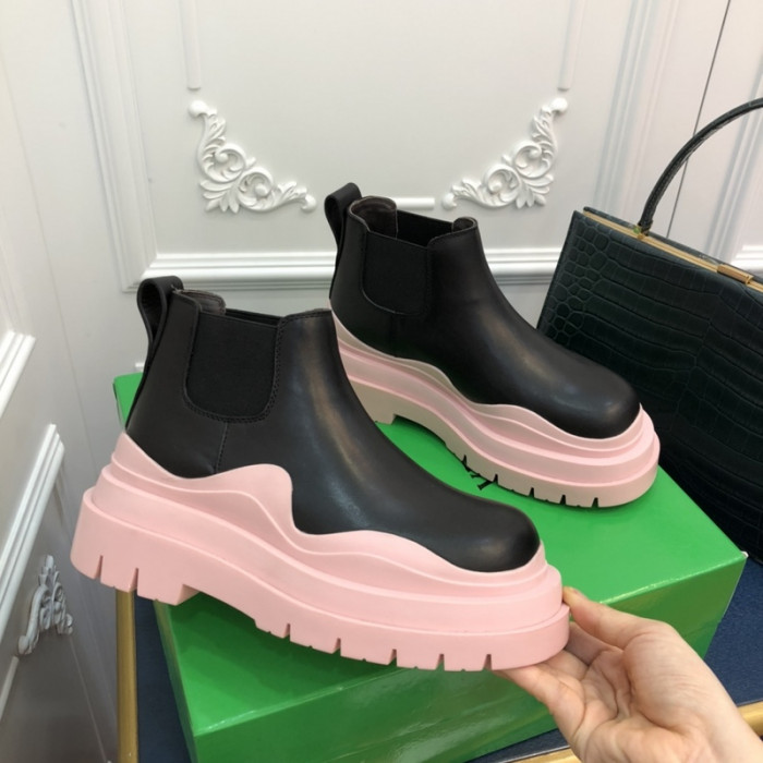 Botteg*Venta Tire Leather Ankle boots