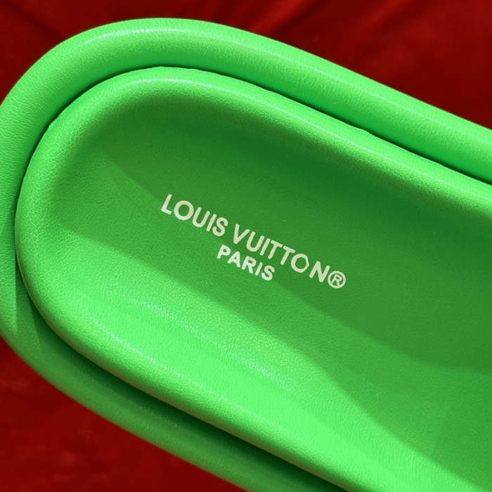 LOU1_TON POOL PILLOW COMFORT MULE (EU35-EU40)