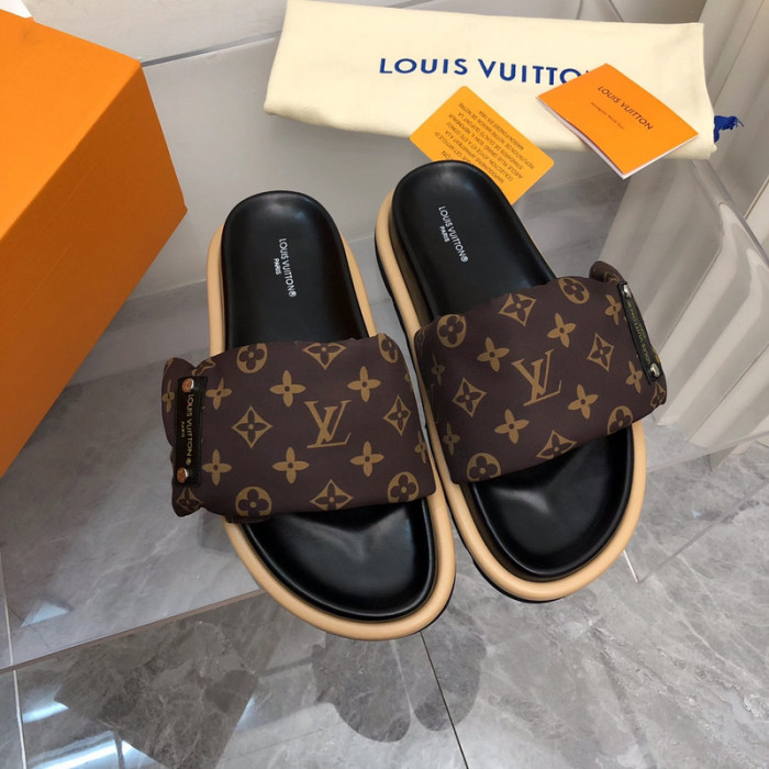 LOU1_TON POOL PILLOW COMFORT MULE (EU35-EU46)