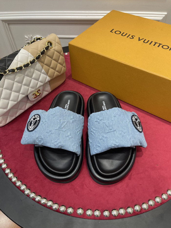 LOU1_TON POOL PILLOW COMFORT MULE (EU35-EU40)