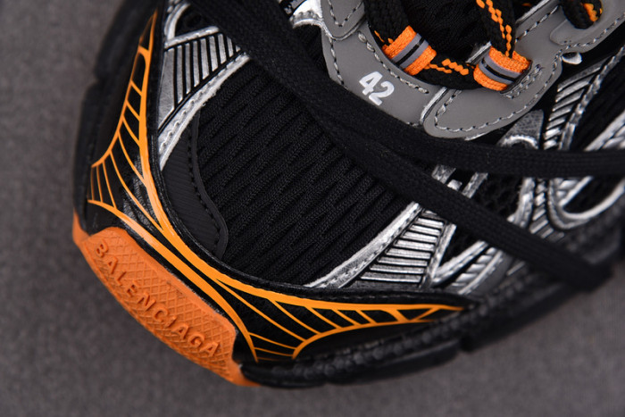 blc* 3xl sneaker
