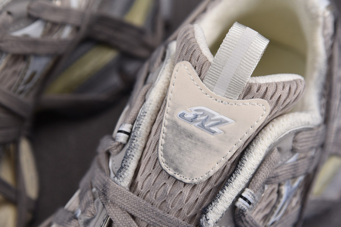 blc* 3xl sneaker