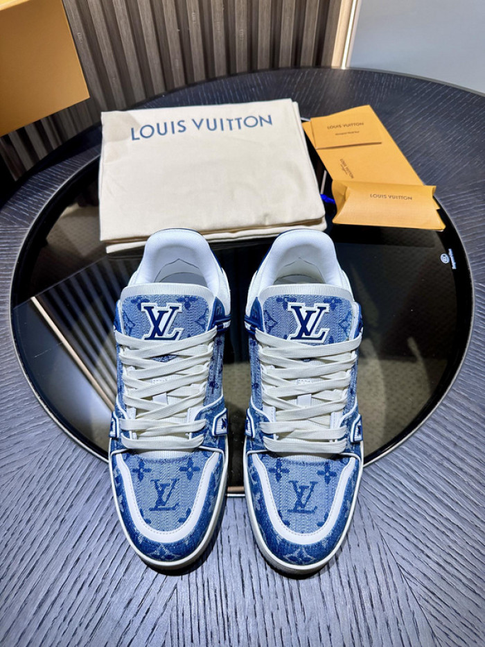 LOU1VTON SNEAKER