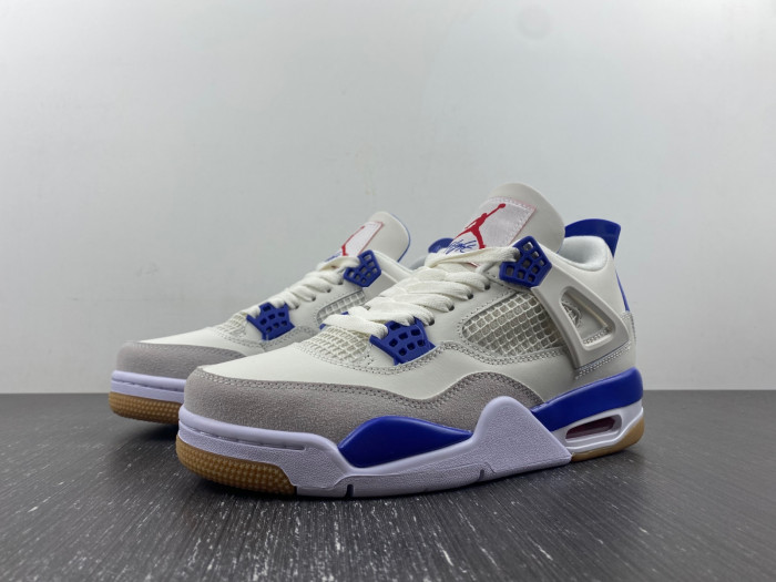 Nike SB x Air Jordan 4 customize